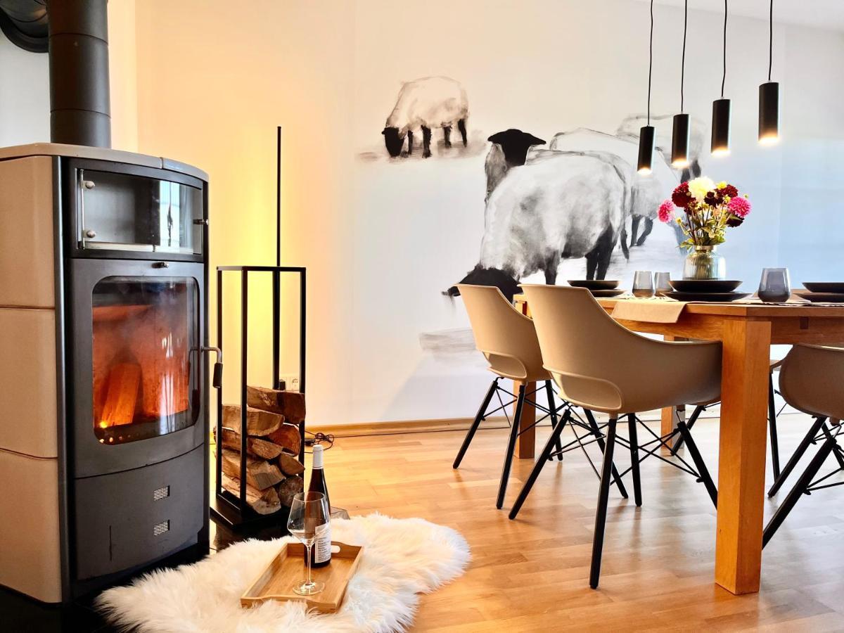 Reet Am Rhein-heuboden, Eroeffnungsangebot Appartement